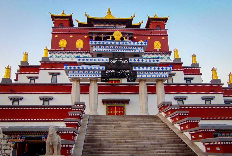 /userfiles/image/den-Lushan-giang-tay.jpg